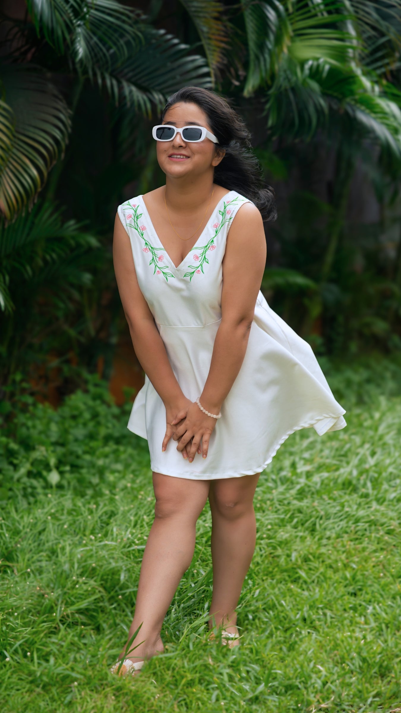 WOMEN'S EMBROIDERED SHORT DRESS