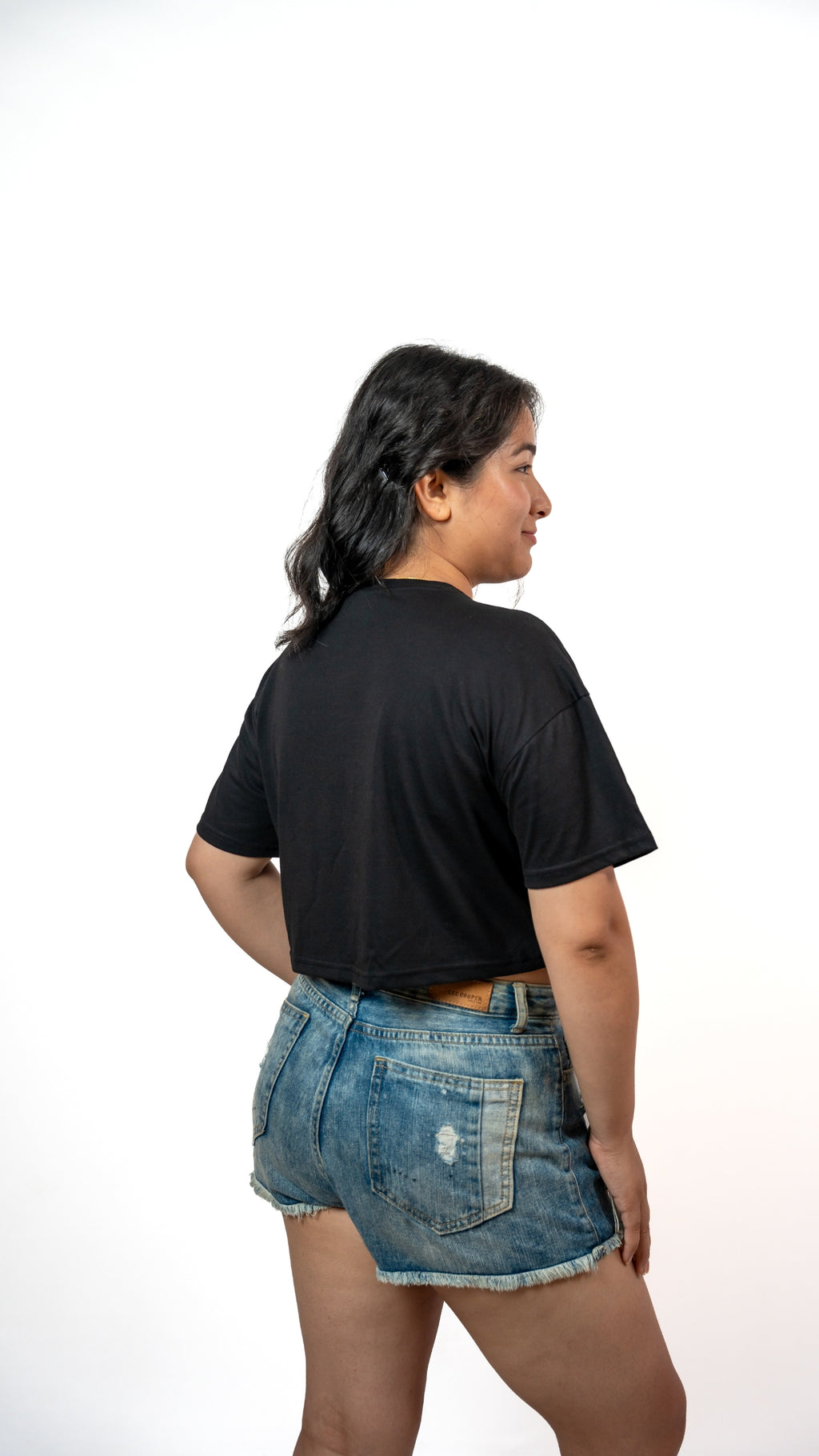 SURFER - WOMEN'S RELAXED CROP TSHIRT