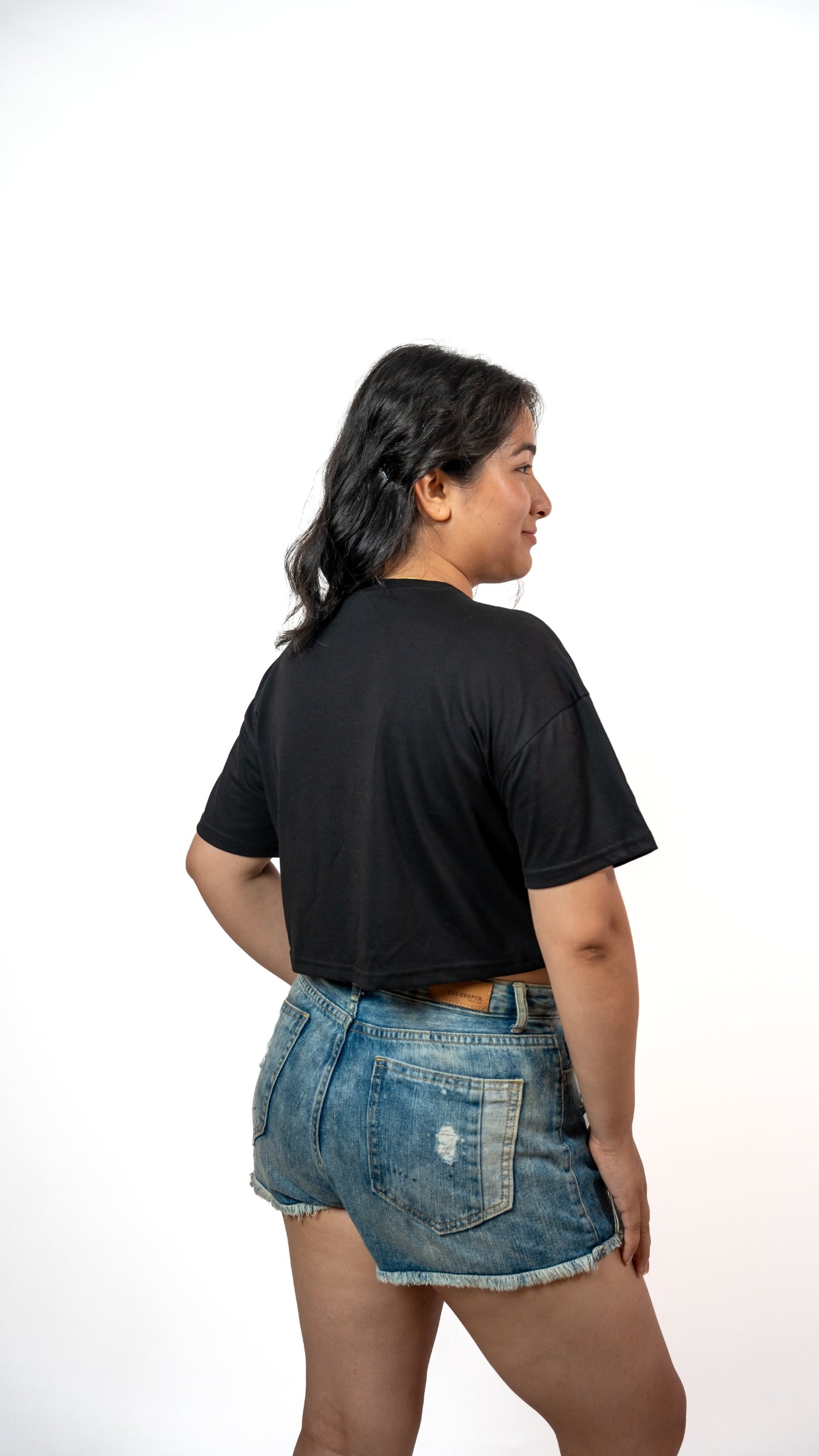 SURFER - WOMEN'S RELAXED CROP TSHIRT