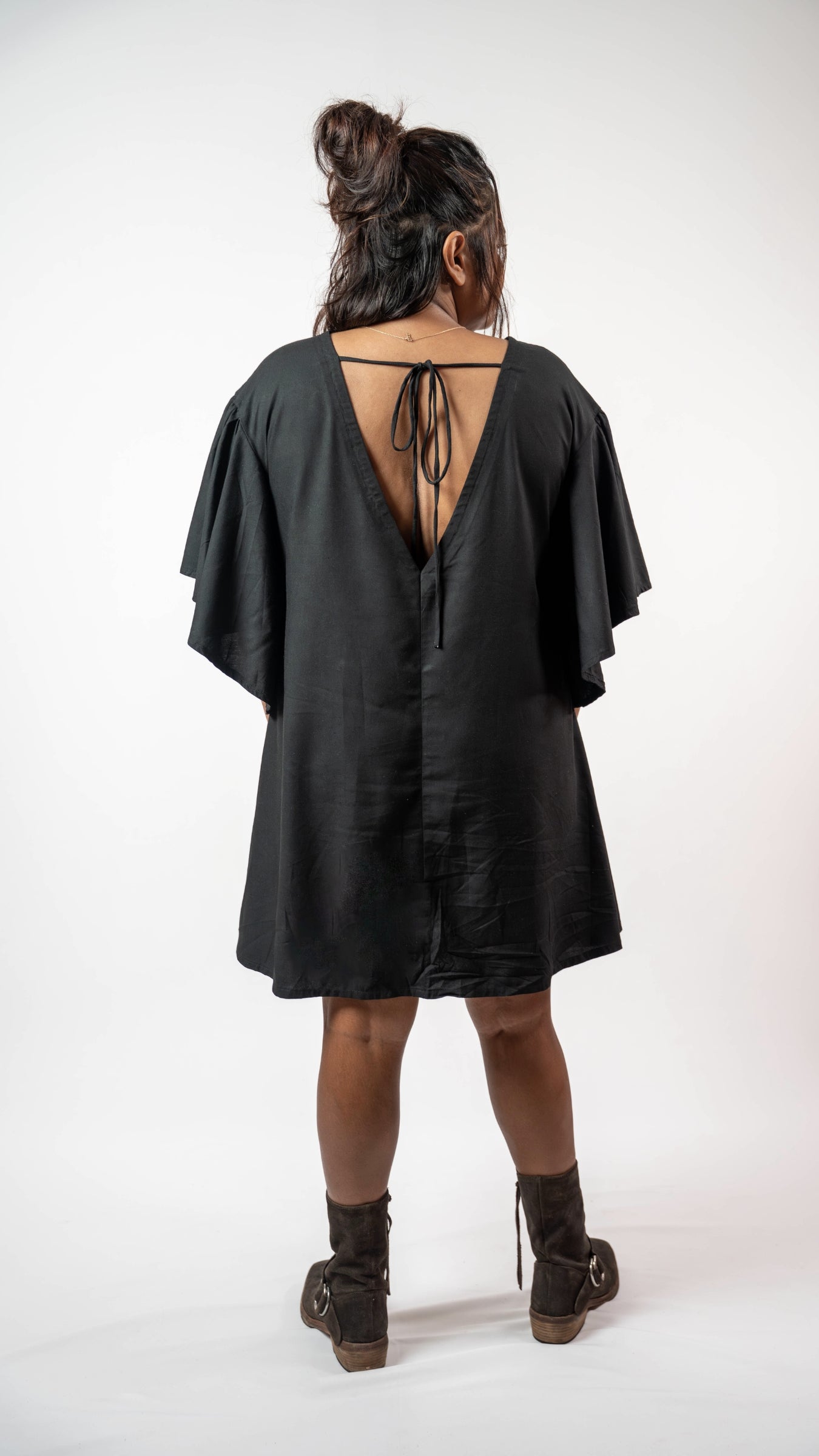 WOMEN'S RELAXED SHORT DRESS BLACK