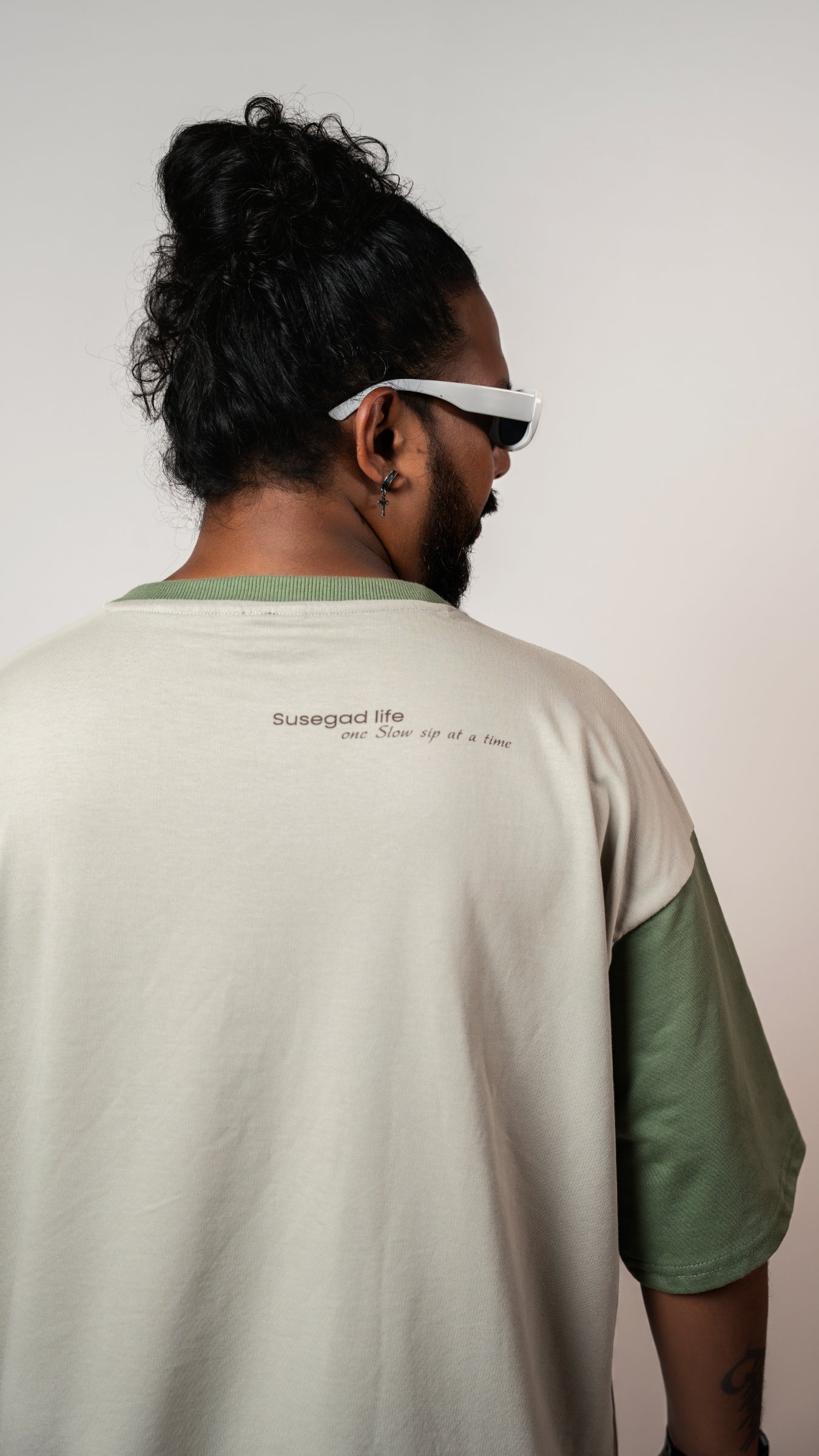 SUSEGAD- OVERSIZED MEN'S TSHIRT