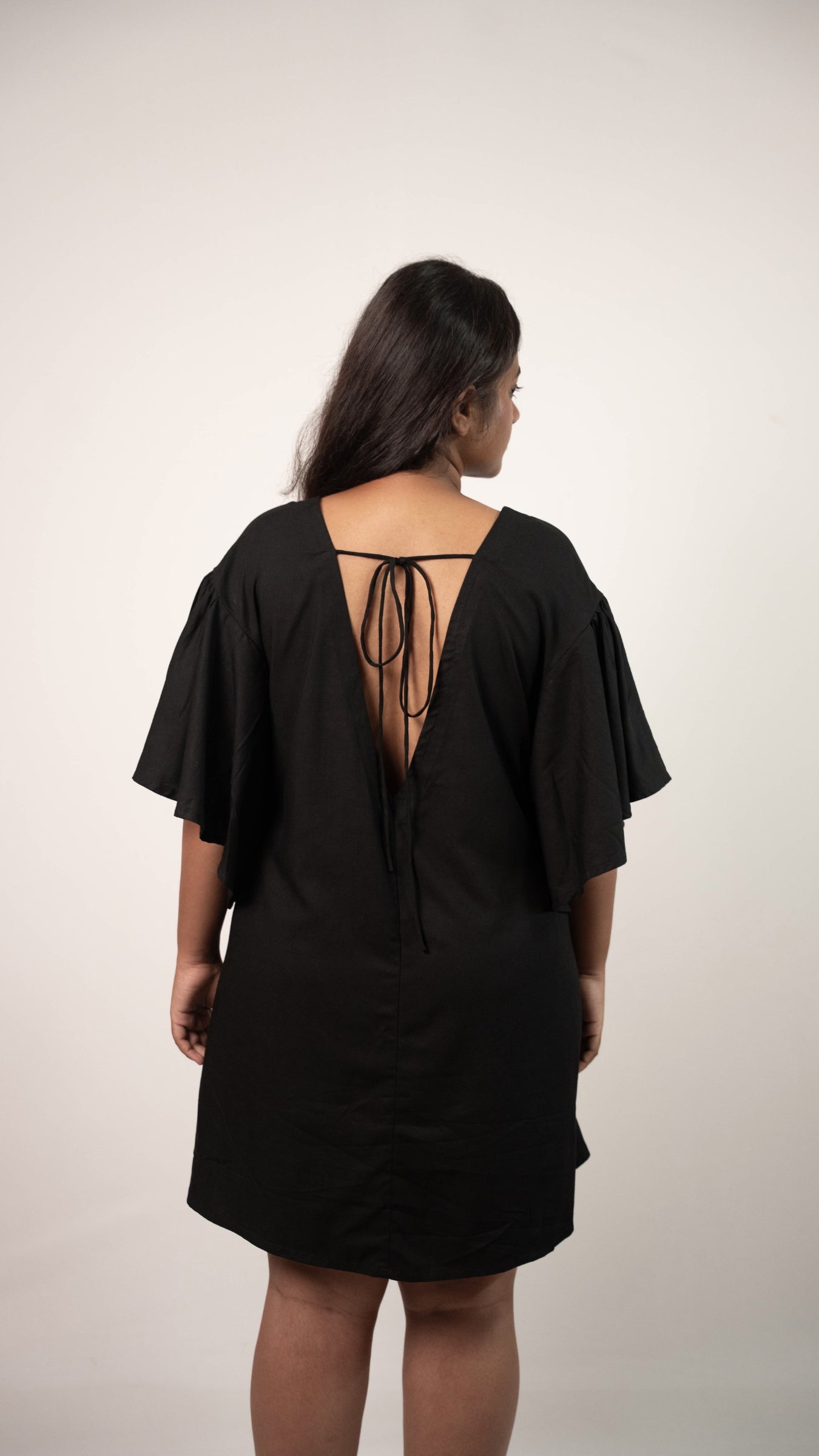 WOMEN'S RELAXED SHORT DRESS BLACK
