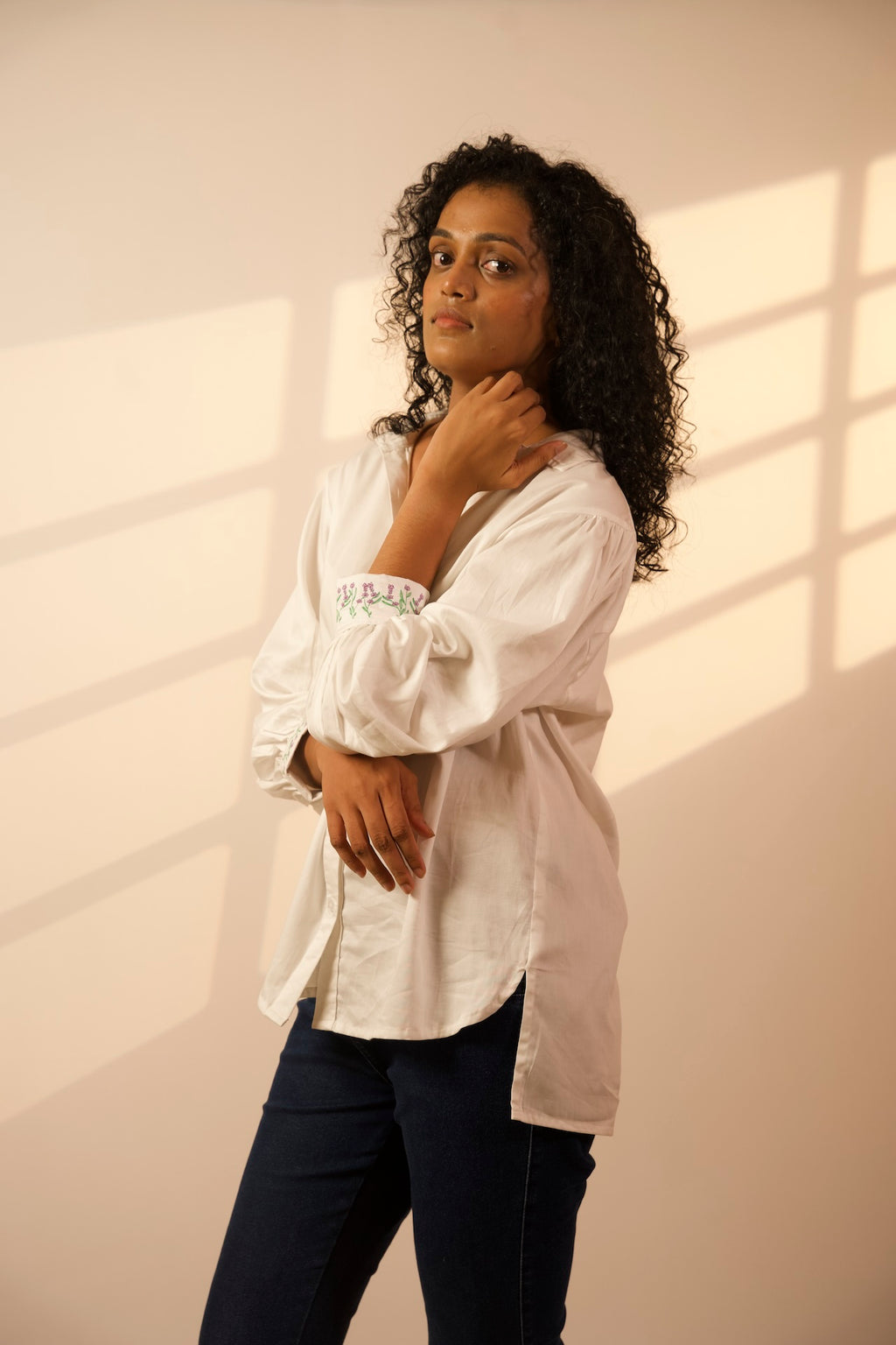 WOMEN'S EMBROIDERED COTTON SATIN SHIRT