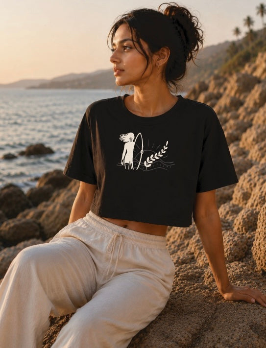 SURFER - WOMEN'S RELAXED CROP TSHIRT