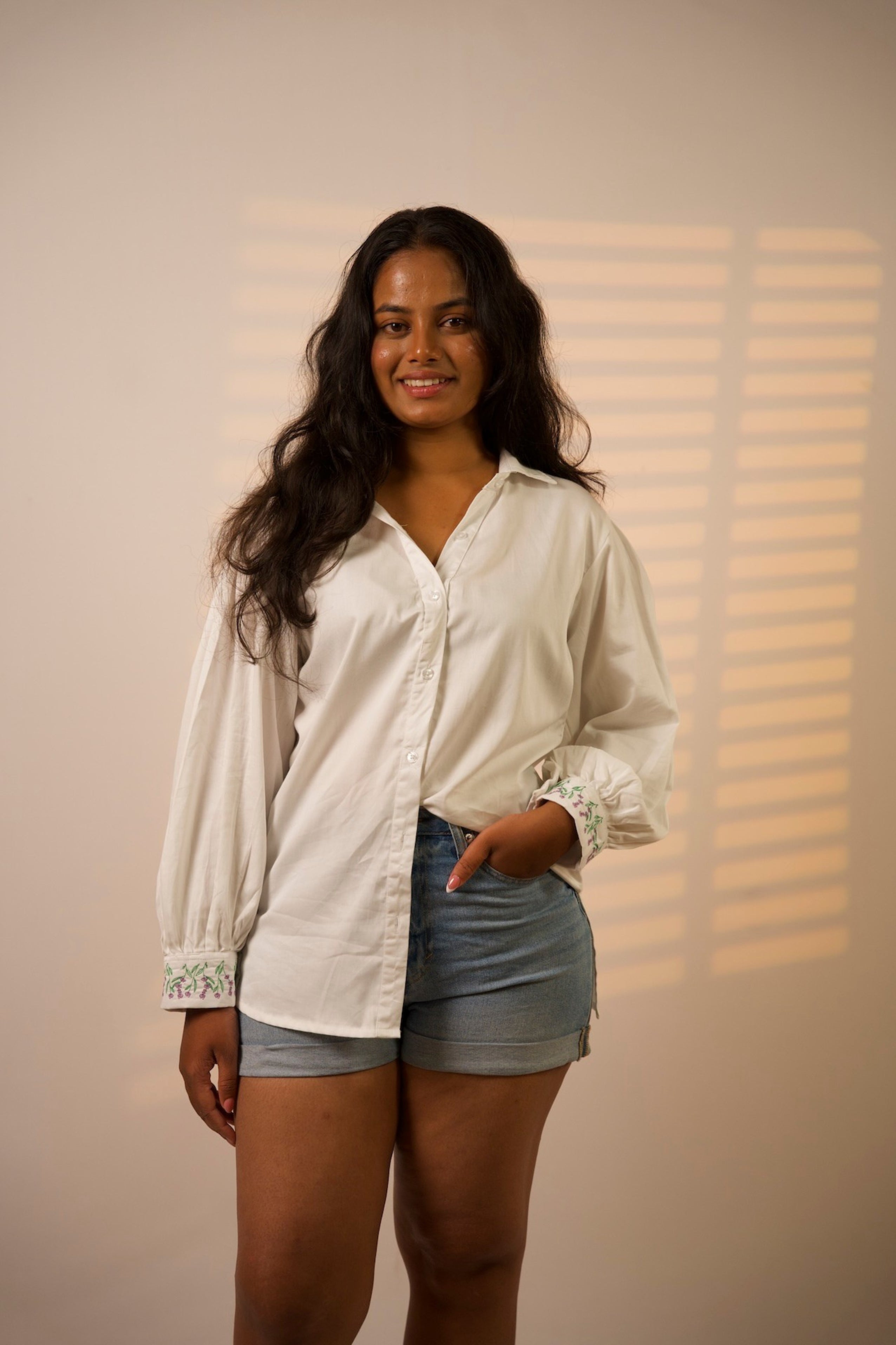 WOMEN'S EMBROIDERED COTTON SATIN SHIRT