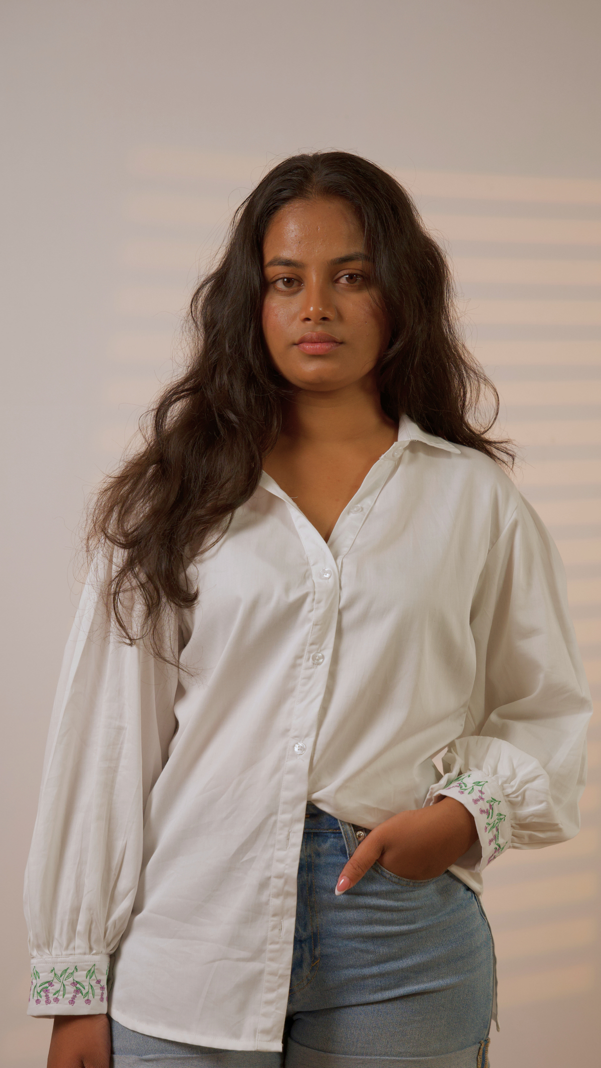 WOMEN'S EMBROIDERED COTTON SATIN SHIRT
