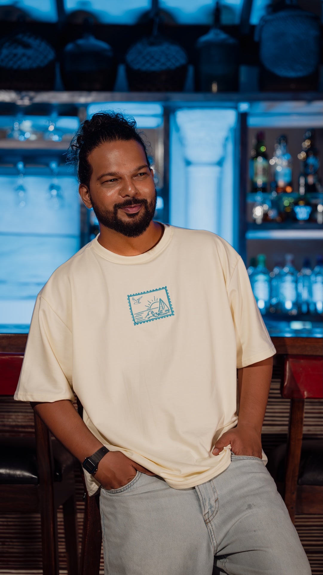 THE POSTCARD - MEN'S RELAXED TSHIRT SHORT LENGTH