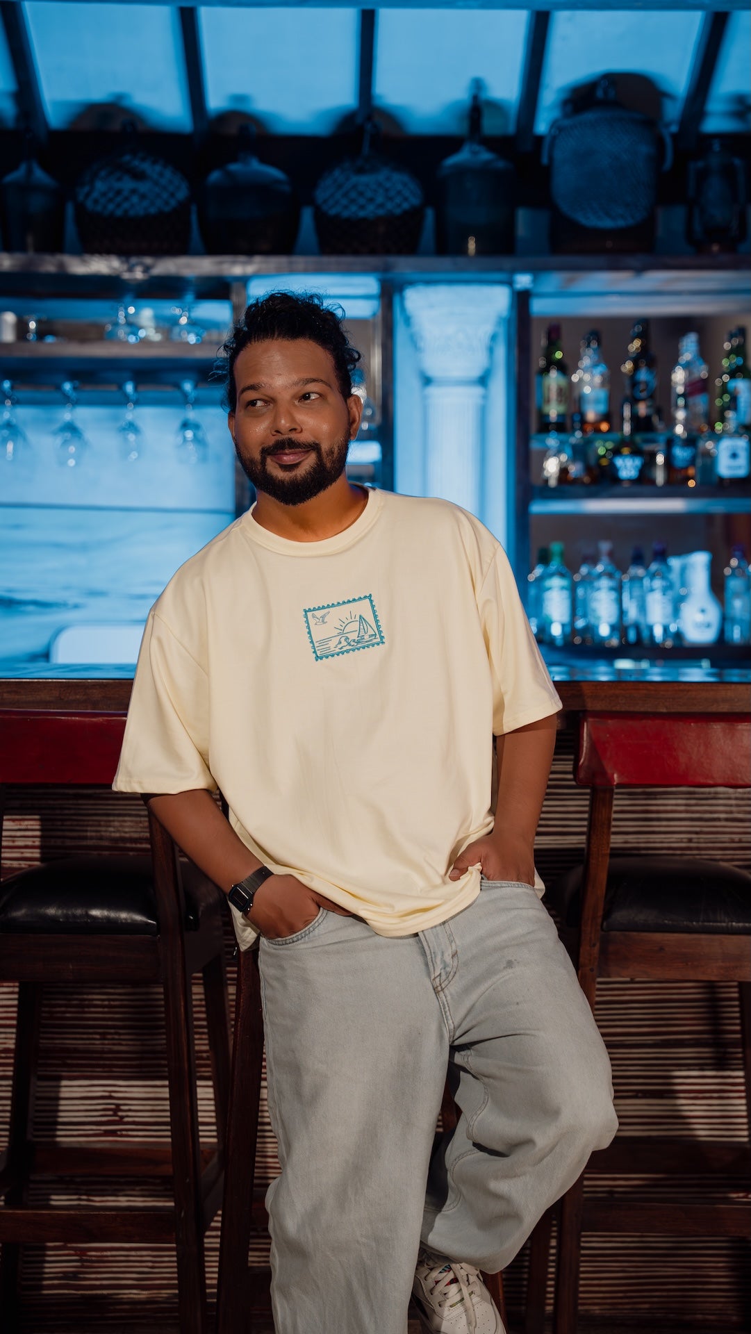 THE POSTCARD - MEN'S RELAXED TSHIRT SHORT LENGTH